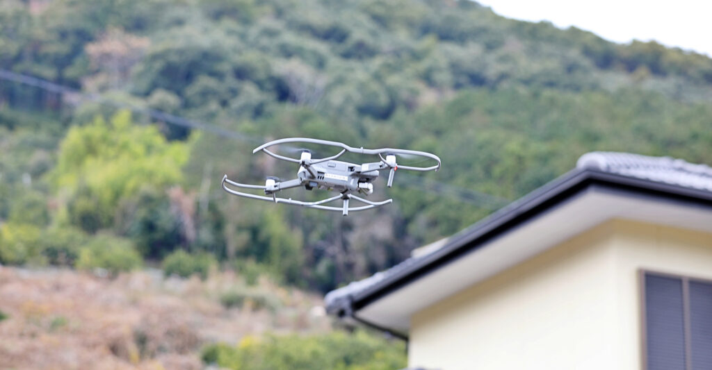 身近な撮影で経験を積み素材を集める知人の屋根点検